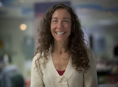 Dr Julie Park
